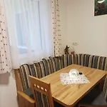 Panoramablick Zirbitzkogel Apartamento *